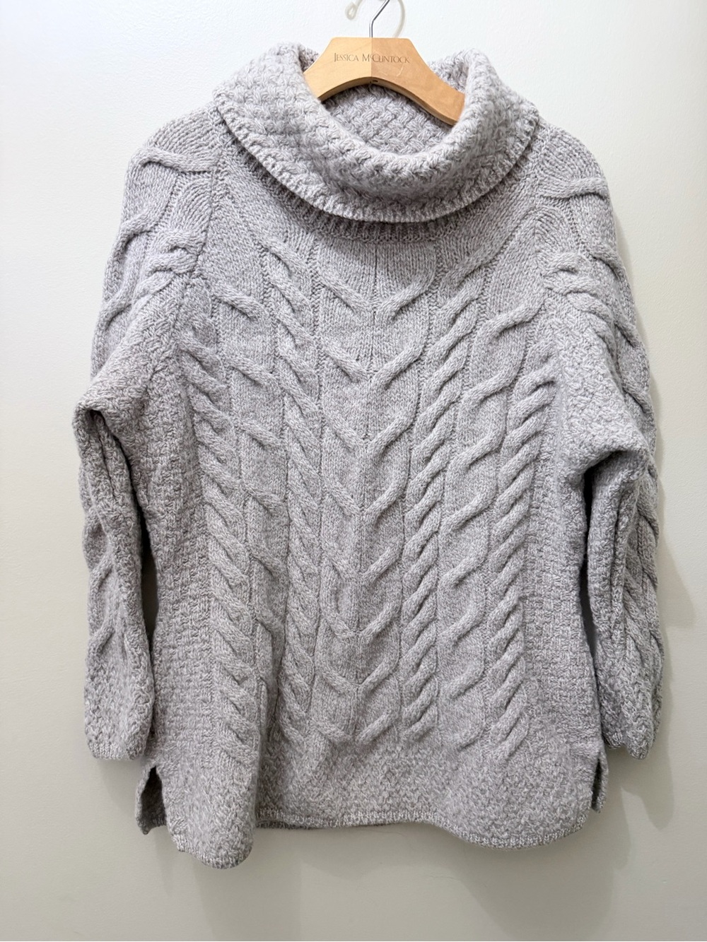 Shannon Woolen Mills Cowl Chunky Sweater Super Soft Merino Wool Beige Cream L